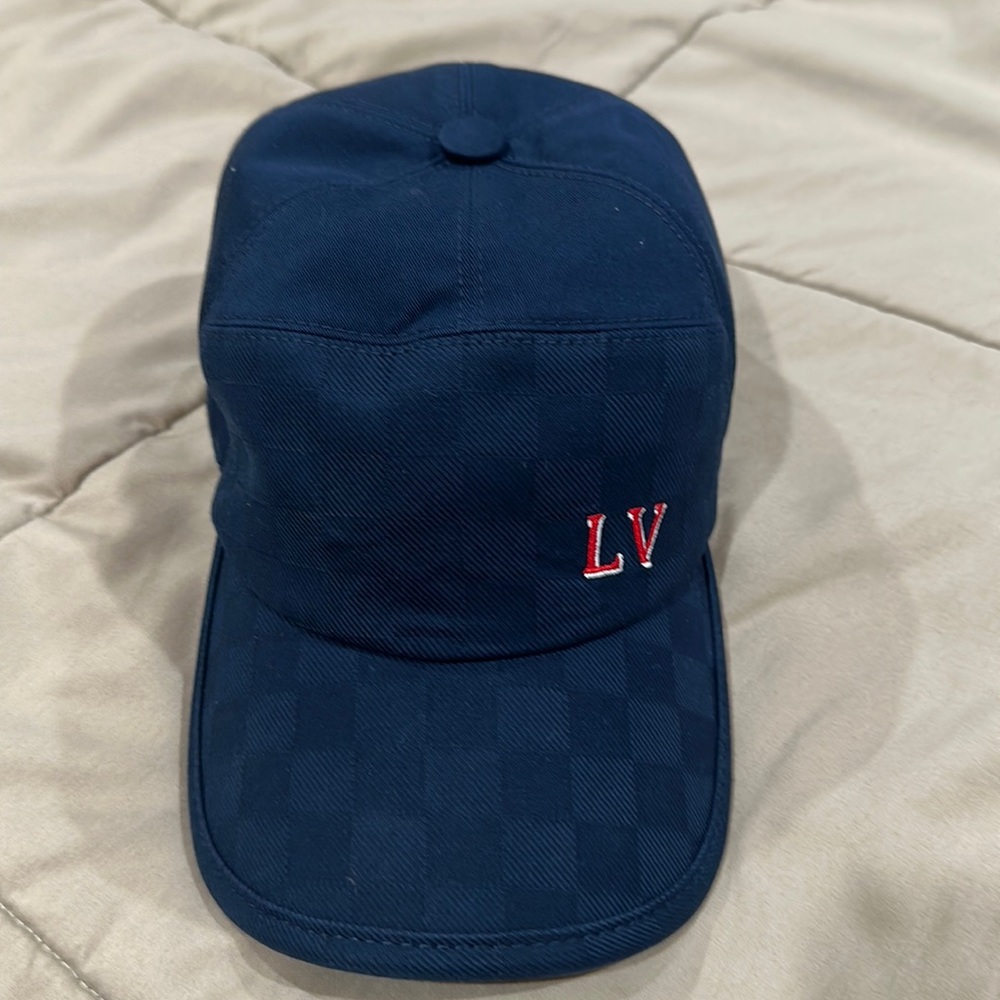 Louis Vuitton hat